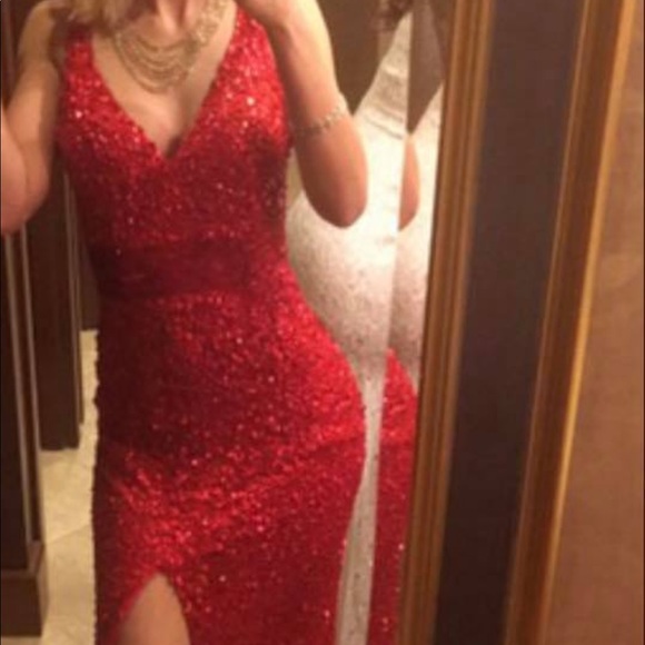 New Red Sequins Dress From Nordstorm. Open back - Picture 3 of 3